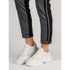 Adidași albi cu efect Holo 2