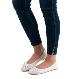 Evento Balerină albă cu arc 1 Evento Balerină albă cu arc 1