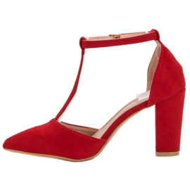 Primavera Pompele roșii pe un stâlp roșu 1