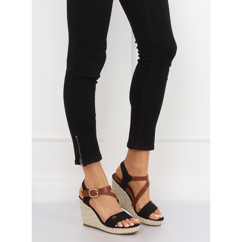 Sandale cu toc negru BL-360 negru 2