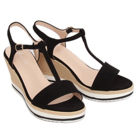 Sandale negre pe toc cu pană H-59 Negru 2 Sandale negre pe toc cu pană H-59 Negru 2