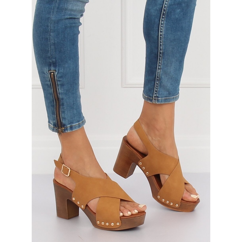 Sandale ala Camel înfundă D-131 Camel maro 2