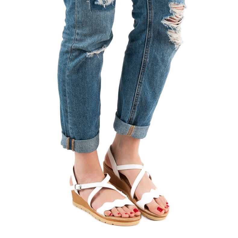 Best Shoes Sandale cu pană albă 2