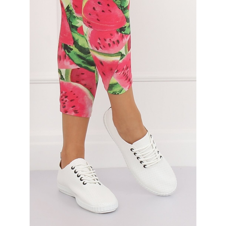 Adidași de damă alb-negru B111-17 ALB / NEGRU 2