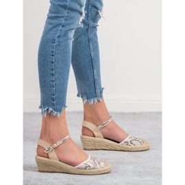 Best Shoes Espadrile cu pană maro 2