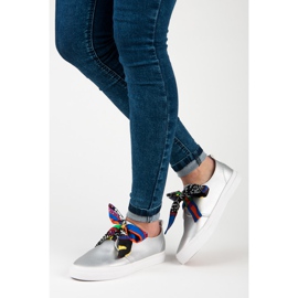 Seastar Adidași eleganți legați cu o panglică gri 2