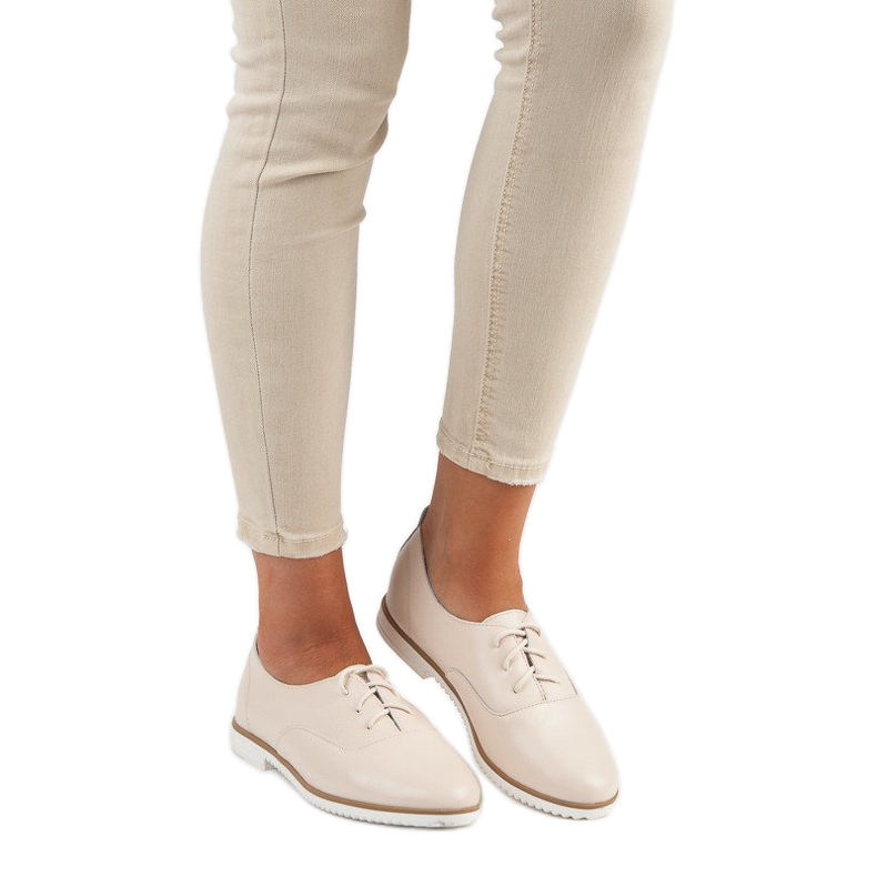 Pantofi din piele bej deschis de la MAZARO 1