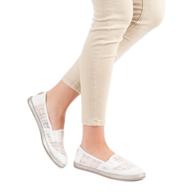 Sliponi din dantelă MCKEYLOR alb 1