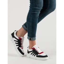 Încălțăminte sport confortabilă alb negru 2 Încălțăminte sport confortabilă alb negru 2