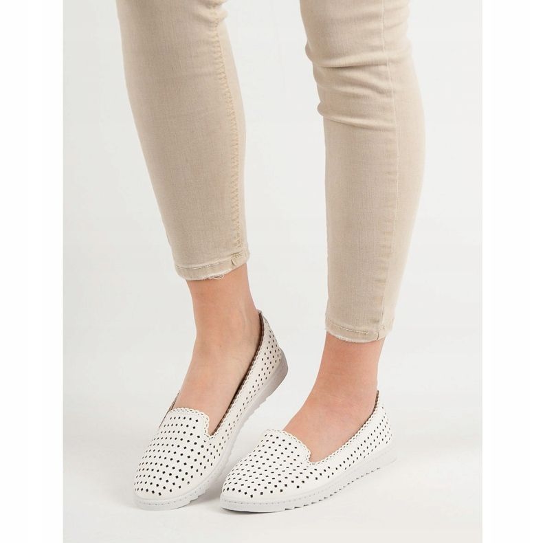 SHELOVET Domnii ajurati alb 2