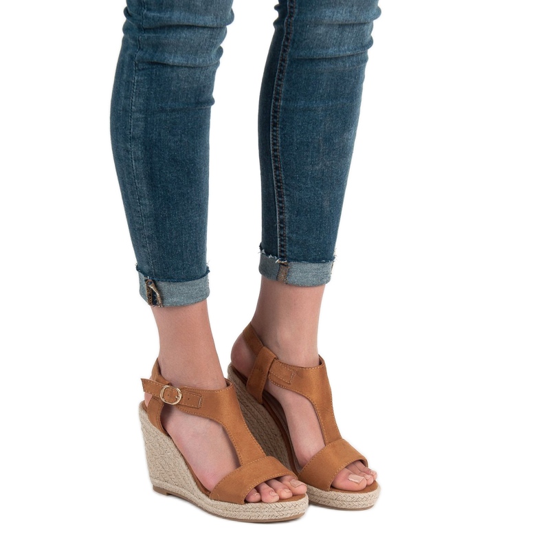 Anesia Paris Sandale cu pană la modă maro 1