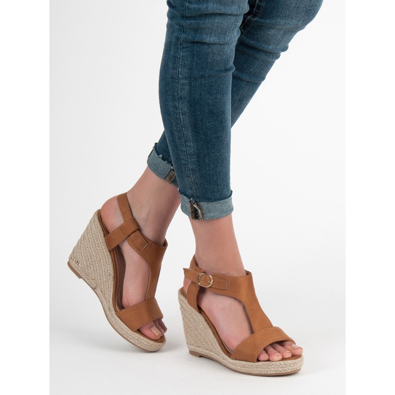 Anesia Paris Sandale cu pană la modă maro 2