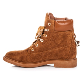 Ideal Shoes Muncitori din piele intoarsa legati cu o panglica maro 1 Ideal Shoes Muncitori din piele intoarsa legati cu o panglica maro 1