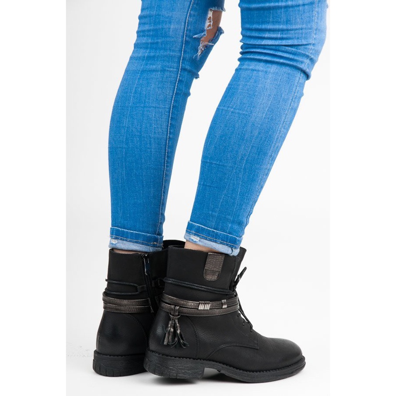 Queentina Cizme negre prinse cu fermoar negru 2 Queentina Cizme negre prinse cu fermoar negru 2