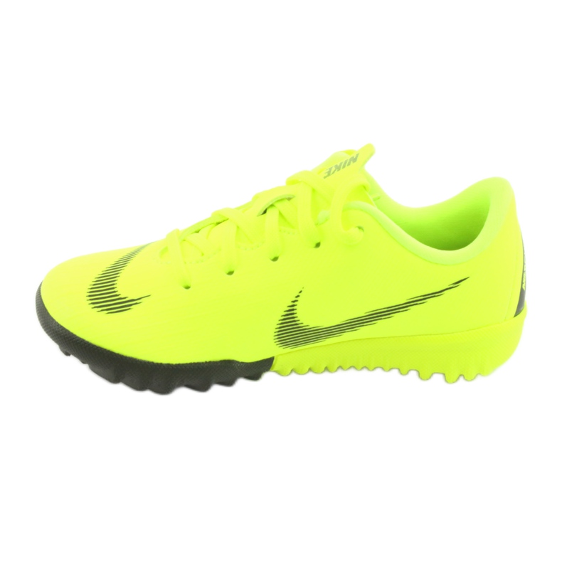 Pantofi de fotbal Nike Mercurial VaporX 12 Academy Tf Jr AH7353-701 galben 2