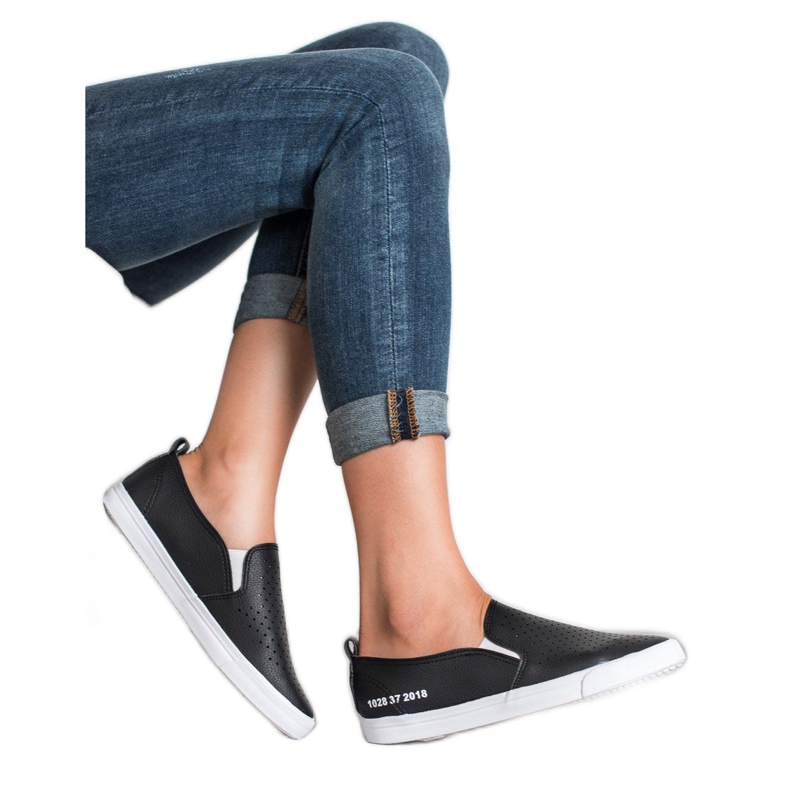 Mckeylor Slipons ajurati negru 2