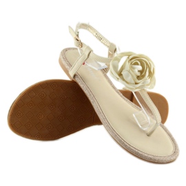 Flip-flops cu o floare bej T314P Bej 2