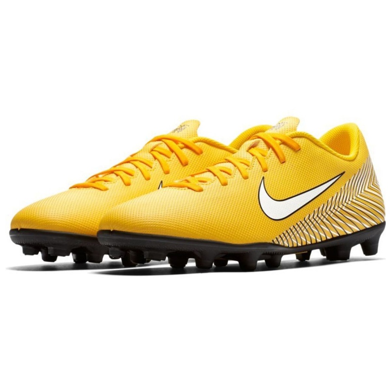 Pantofi de fotbal Nike Mercurial Vapor 12 Club Neymar Mg M AO3129-710 multicolor galben 1