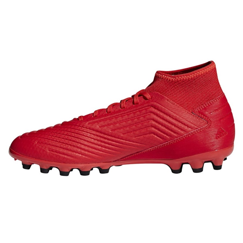 Ghete de fotbal Adidas Predator 19.3 Ag M D97944 roșu roșu 1