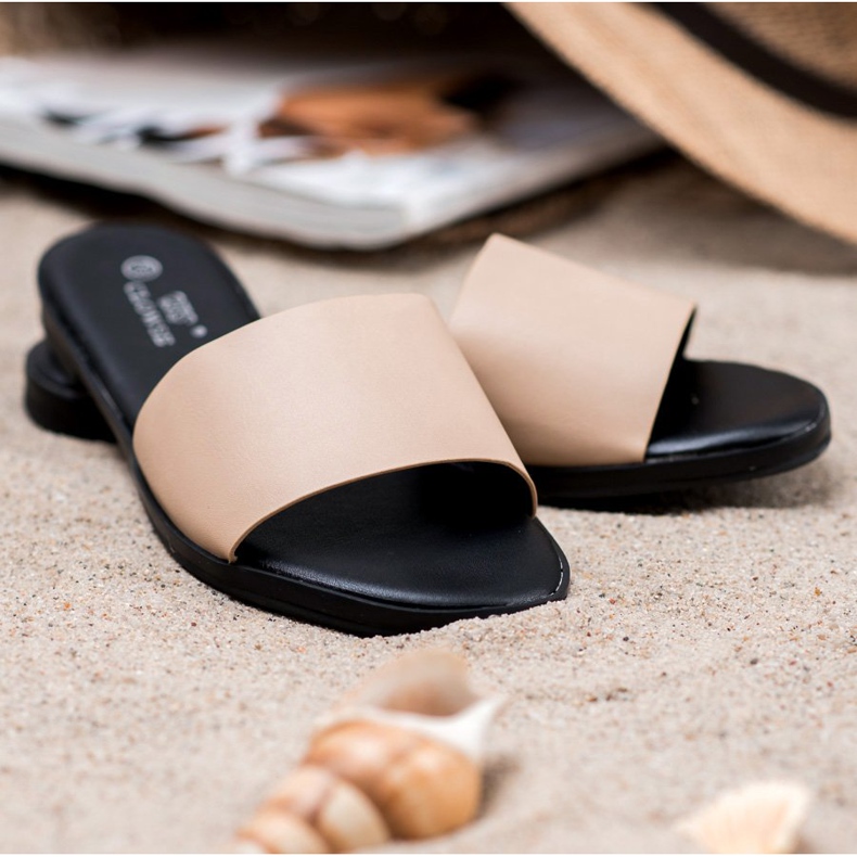 Clowse Papuci clasici bej 1 Clowse Papuci clasici bej 1