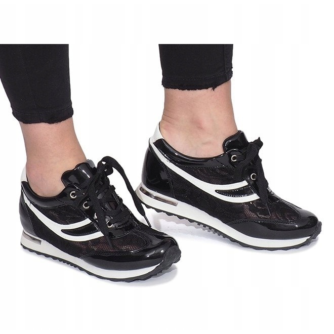 Adidași negri Mont Blanc negru 1