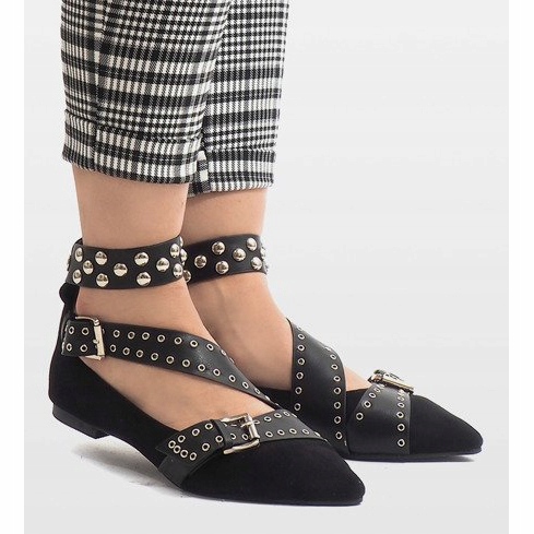 Pantofi alunecați negri cu știfturi B12-8 negru 2