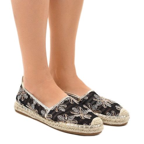 Espadrile negre ajurate cu flori 68-118 negru 1