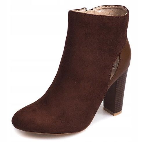 Cizme din piele de căprioară maro pe un stâlp cu fermoar 1 Cizme din piele de căprioară maro pe un stâlp cu fermoar 1