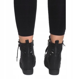 Adidași cu pene ajurate HQ881 Negru 4