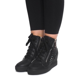 Adidași cu pene ajurate HQ881 Negru 1