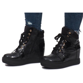 Adidași lăcuți negri pe pană Snake negru 2 Adidași lăcuți negri pe pană Snake negru 2