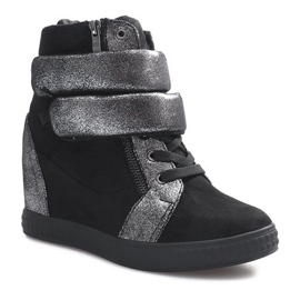 Adidași negri din piele de căprioară cu velcro de la Amelia negru 1