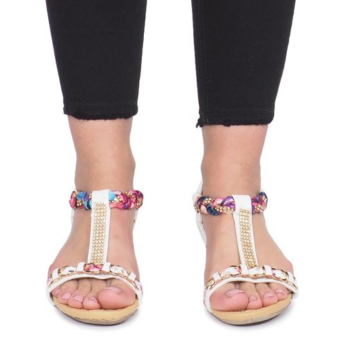 Sandale albe pe un toc delicat Ruixin 1