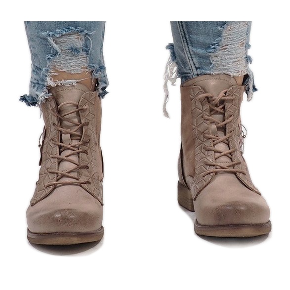 Cizme roz cu știft F2322 multicolor 1