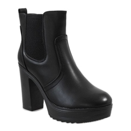 Cizme negre pe un post A89606 negru 1