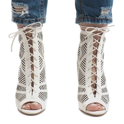 Cizme albe pe pin 1610-225 2