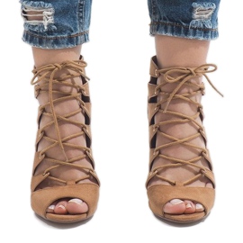 Cizme deschise cu cămilă pe toc înalt 9095-83A maro 2