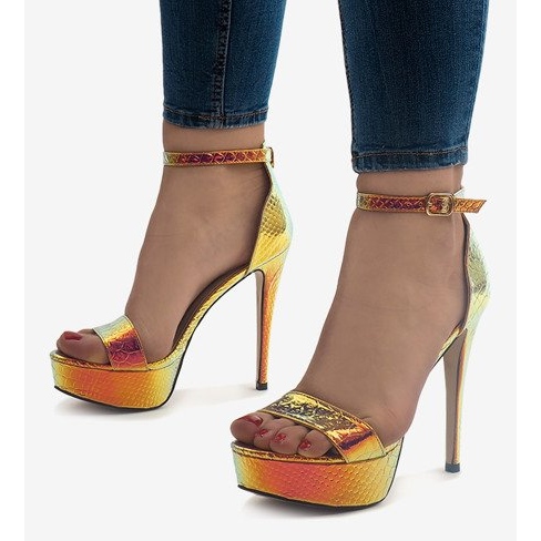 Sandale de aur tocuri irizate 8338-19 1