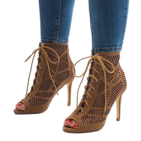 Cizme de cămilă pe un știft 1610-225 maro 1