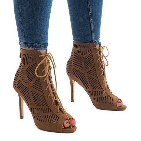 Cizme de cămilă pe un știft 1610-225 maro 2