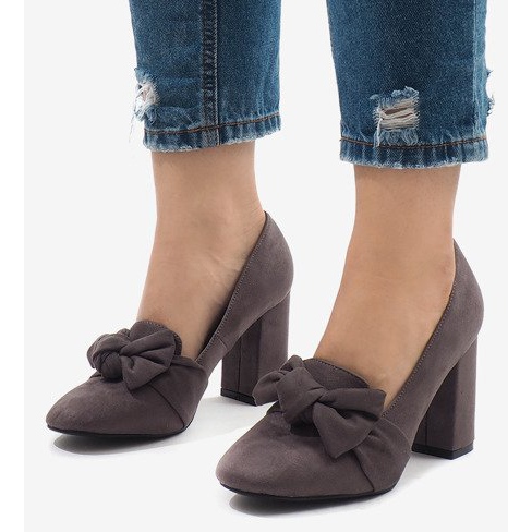 Pompe din piele de căprioară gri pe stâlpul N510 1 Pompe din piele de căprioară gri pe stâlpul N510 1