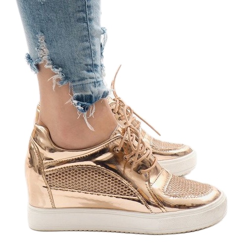 Adidași ajurati lăcuți cu șampanie WW055A galben 1 Adidași ajurati lăcuți cu șampanie WW055A galben 1