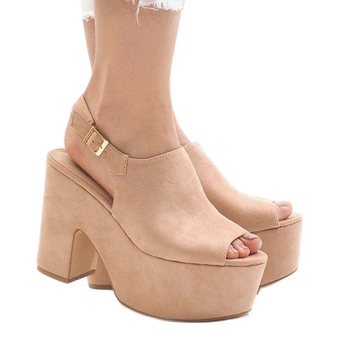 Sandale roz pe un bloc masiv 8263CA 2