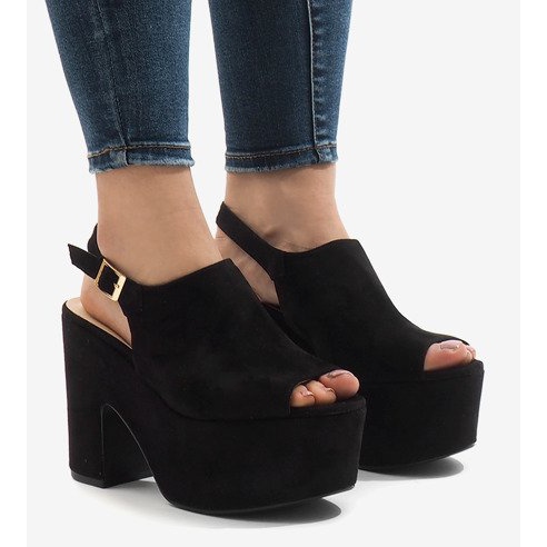 Sandale negre pe un bloc masiv 8263CA negru 1