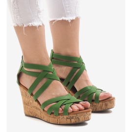 Sandale cu pene verzi P2424A-47 verde 1 Sandale cu pene verzi P2424A-47 verde 1