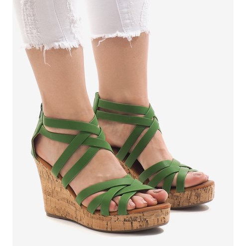 Sandale cu pene verzi P2424A-47 verde 1
