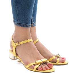 Sandale galbene cu toc înalt 88-3 1