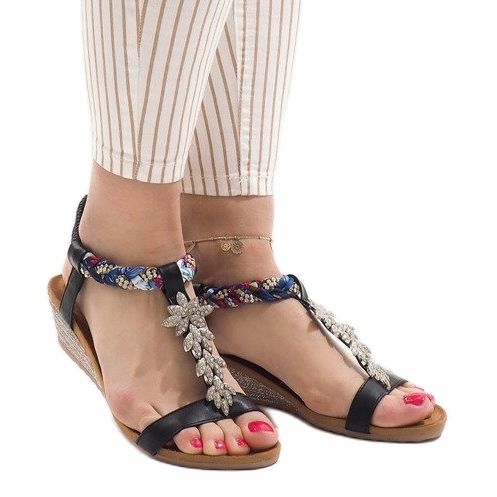 Sandale cu pene negre cu elastic B133-1 negru 1