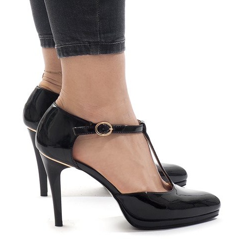 Pompe negre pe stâlpul A509-22-1 negru 1