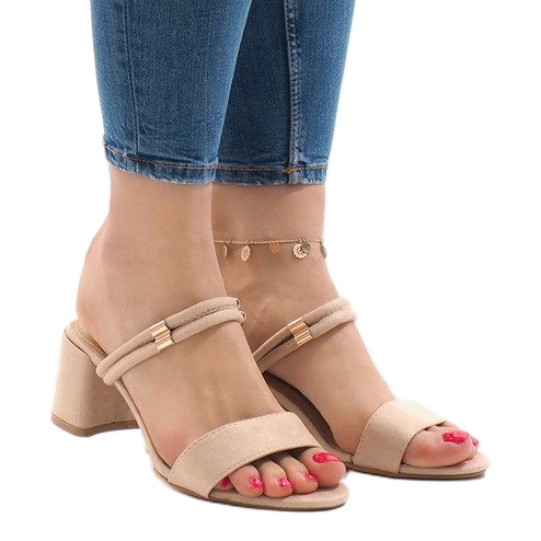 Tocuri înalte bej M806 1